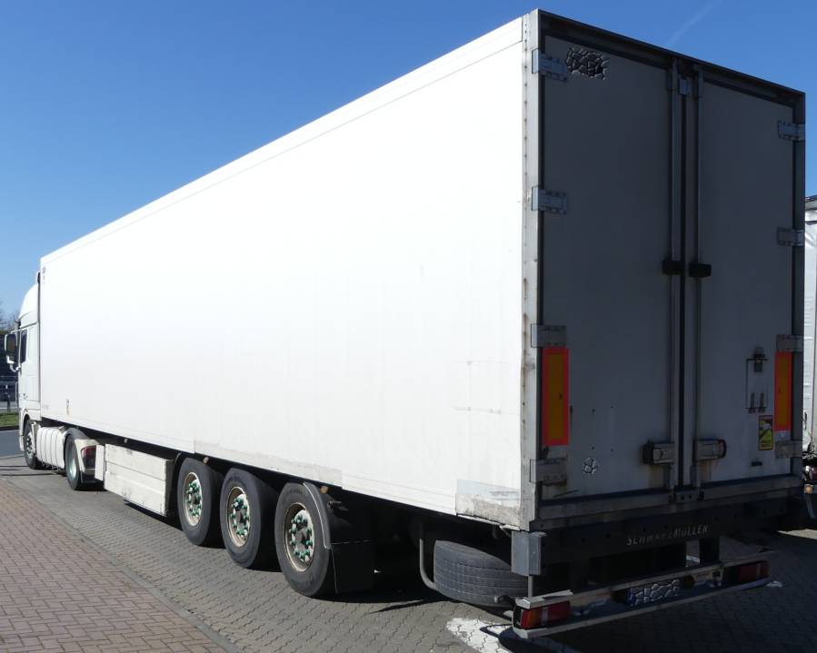 lkw_06_sattel_koffer-b.jpg lkw_06_sattel_koffer-b.jpg